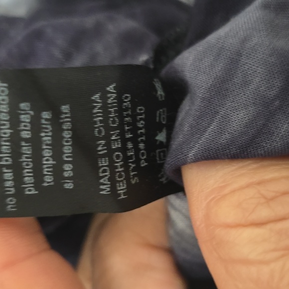 Fate Women’s Marble Tie Dye Boxy Long Sleeve Top Blue White Size Small - Picture 8 of 8